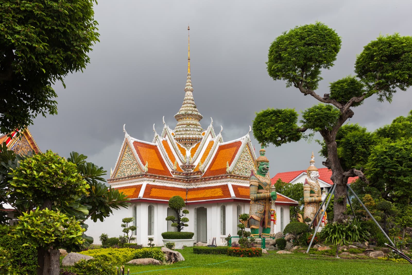 Porcelain details on Wat Arun in Bangkok