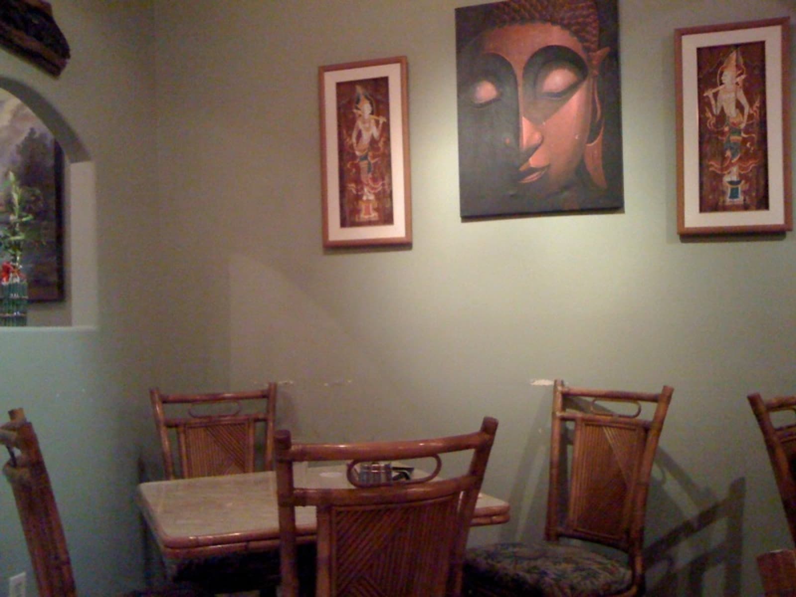 Bangkok cafe scene used as a thematic image for Ari neighborhood cafes